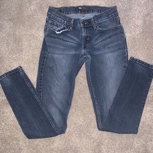 524 Skinny Jeans